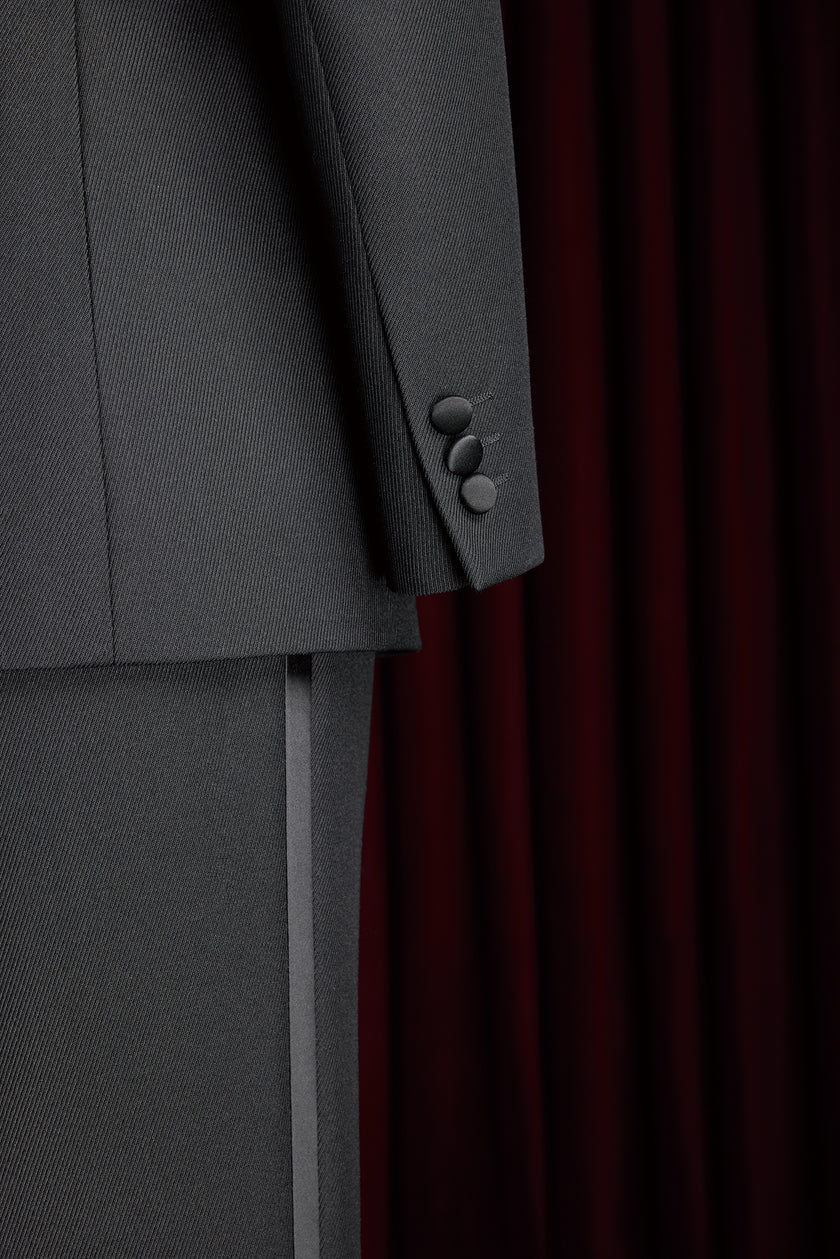 Black Double-Breasted Suit - POLLHEIM