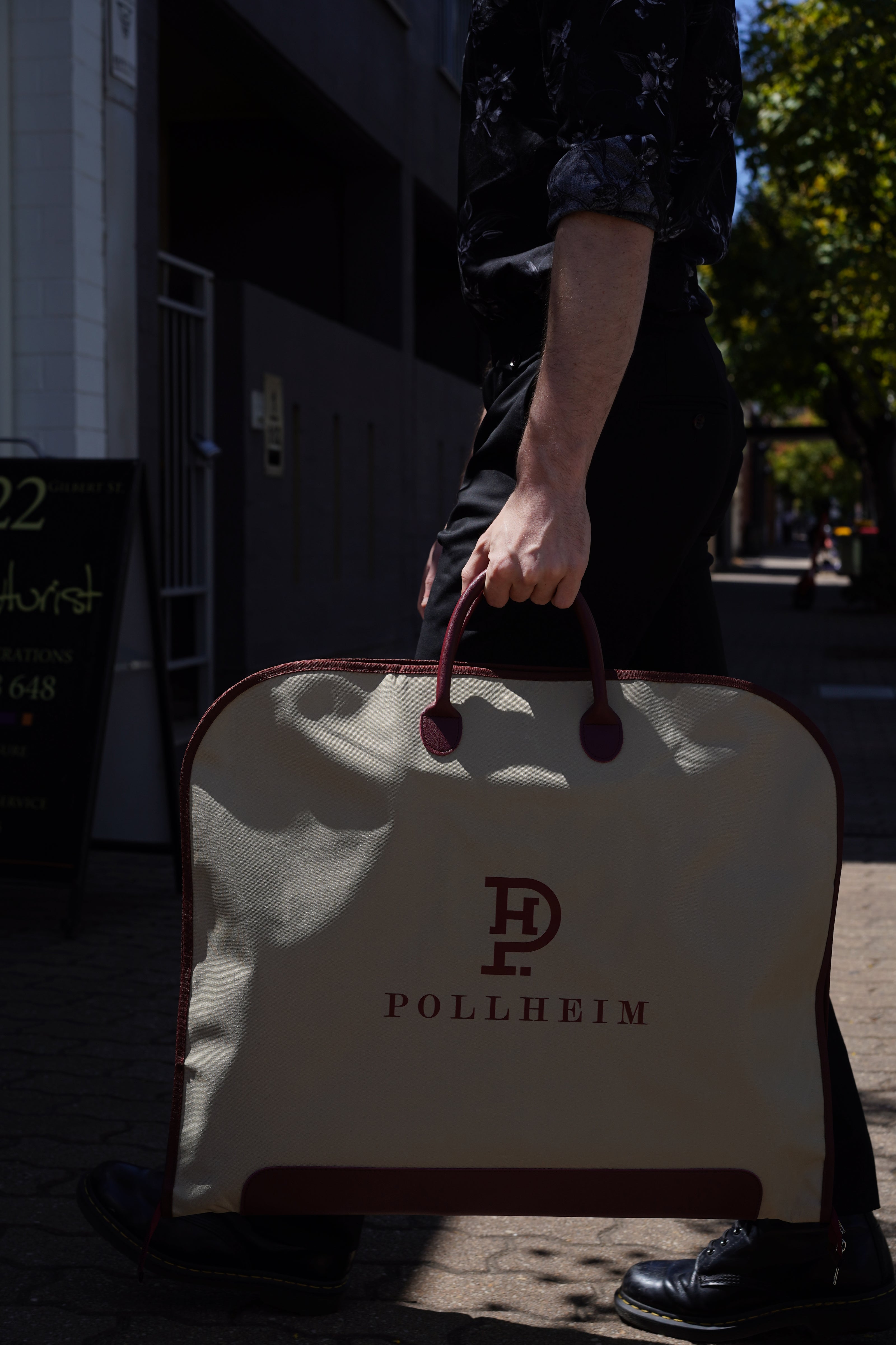 POLLHEIM Premium Suit Travel Bag – Luxury Garment Bag for Travel